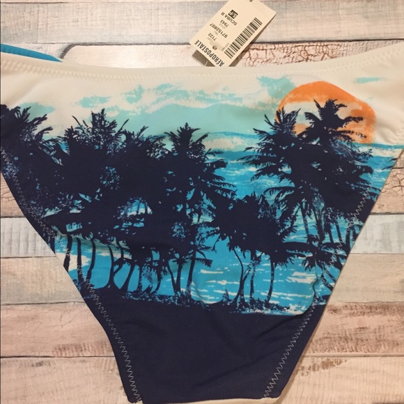 NWT Aeropostale Tropical Sunset Print Bikini - Picture 2 of 6